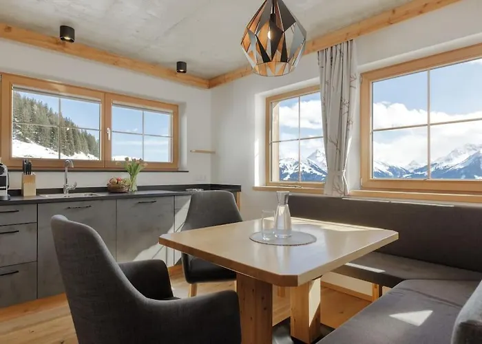 Horberghuette شاليه شفينداو